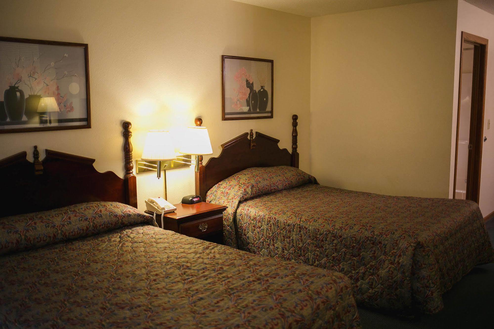 Covered Bridge Inn Winterset Extérieur photo